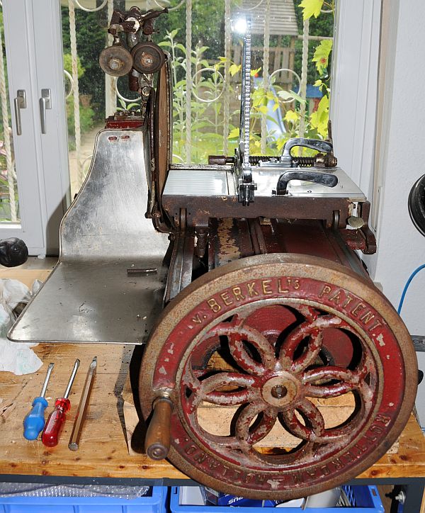Berkel Model L volles Blumenrad Urzustand 1