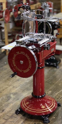 Berkel Model 12 rot aus Milano